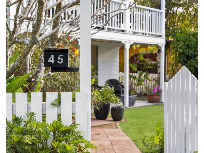 45 Woongar Street, Boreen Point QLD 4565