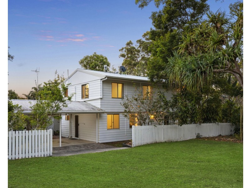 45 Woongar Street, Boreen Point QLD 4565
