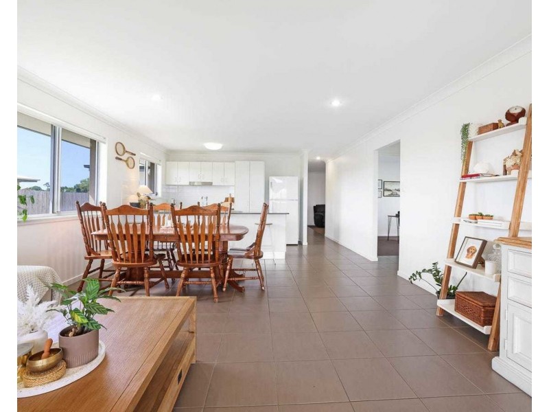 1 Foster Drive, Bundaberg North QLD 4670