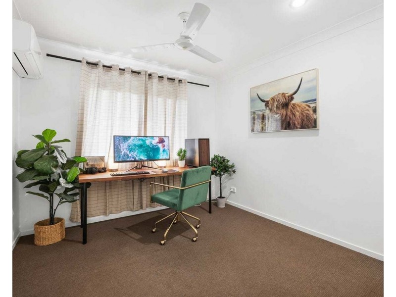 1 Foster Drive, Bundaberg North QLD 4670