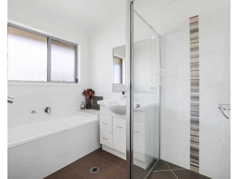 1 Foster Drive, Bundaberg North QLD 4670