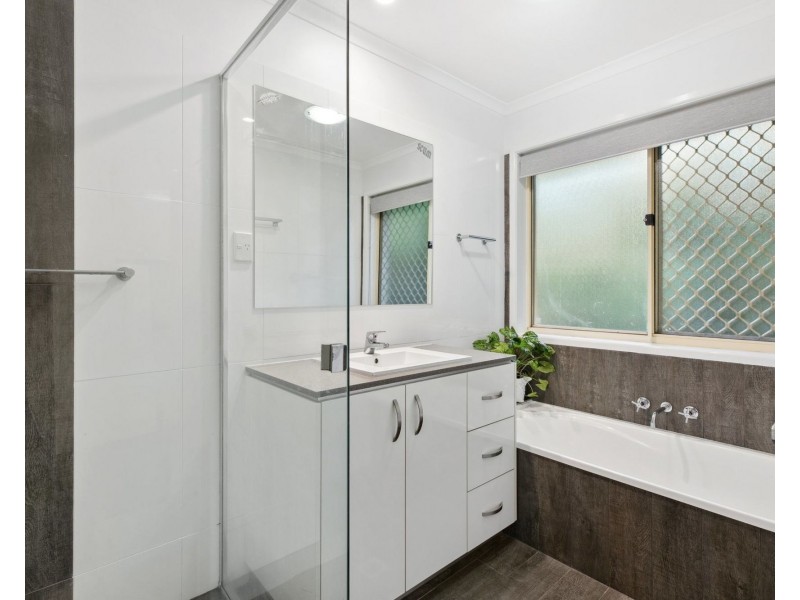 23 Burgess Drive, Tewantin QLD 4565
