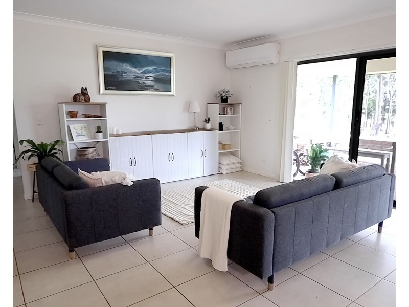 11-25 Gainsborough Drive, D’aguilar QLD 4514