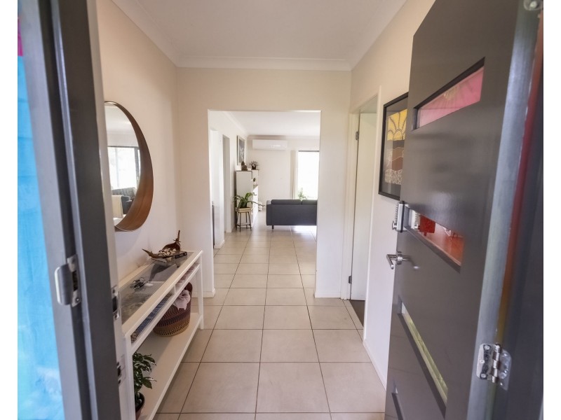 11-25 Gainsborough Drive, D’aguilar QLD 4514