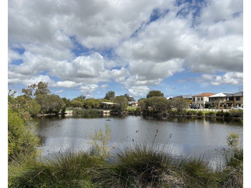 85 Gateway Boulevard, Canning Vale WA 6155