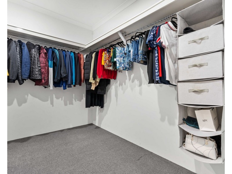 6 Jumilla Way, Caversham WA 6055