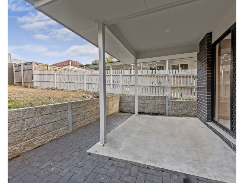 2/169 Hudson Road, Wooloowin QLD 4030