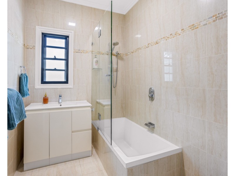 22 Arundal Street, Brighton QLD 4017