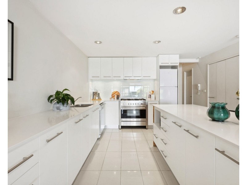 4/218 Carr Place, Leederville WA 6007