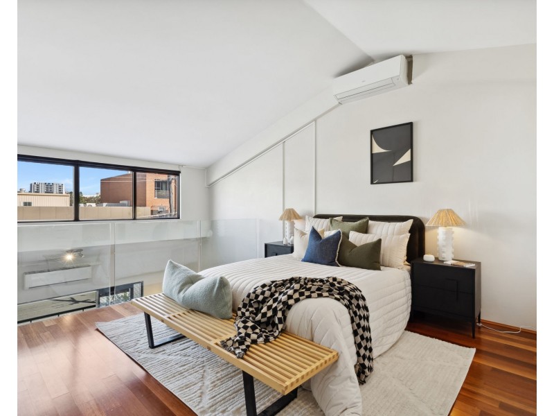 4/218 Carr Place, Leederville WA 6007