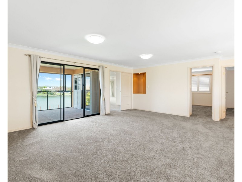 30 The Peninsula, Helensvale QLD 4212