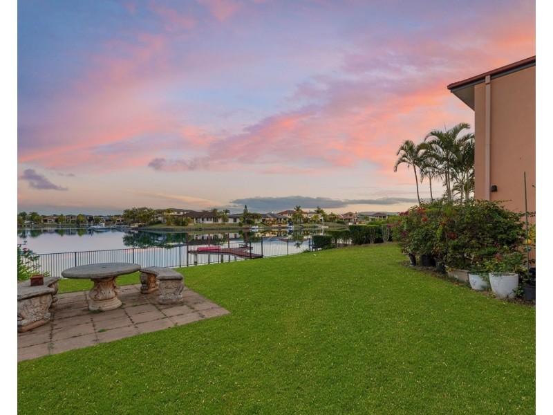 30 The Peninsula, Helensvale QLD 4212