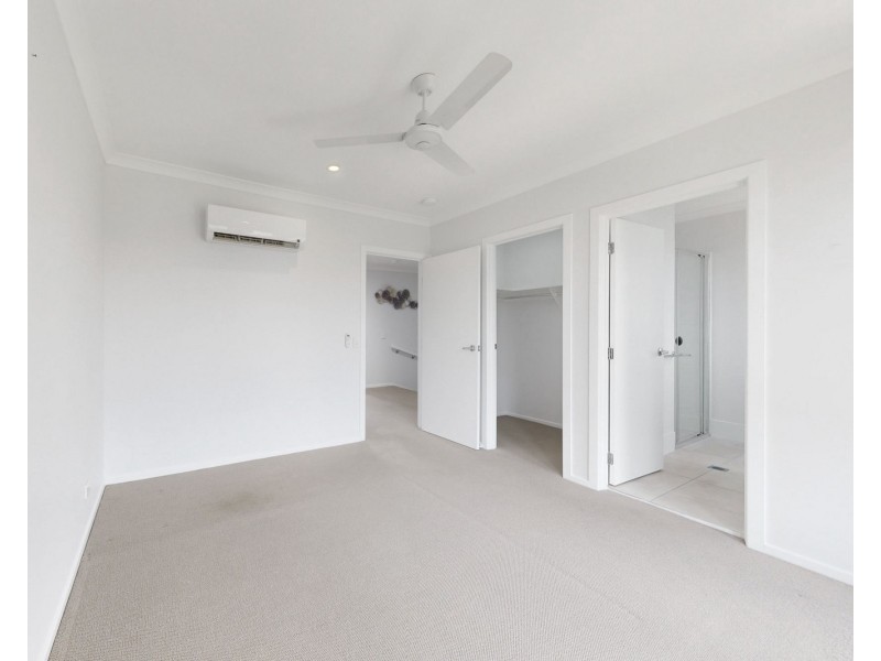 34 Blatchford St, Strathpine QLD 4500