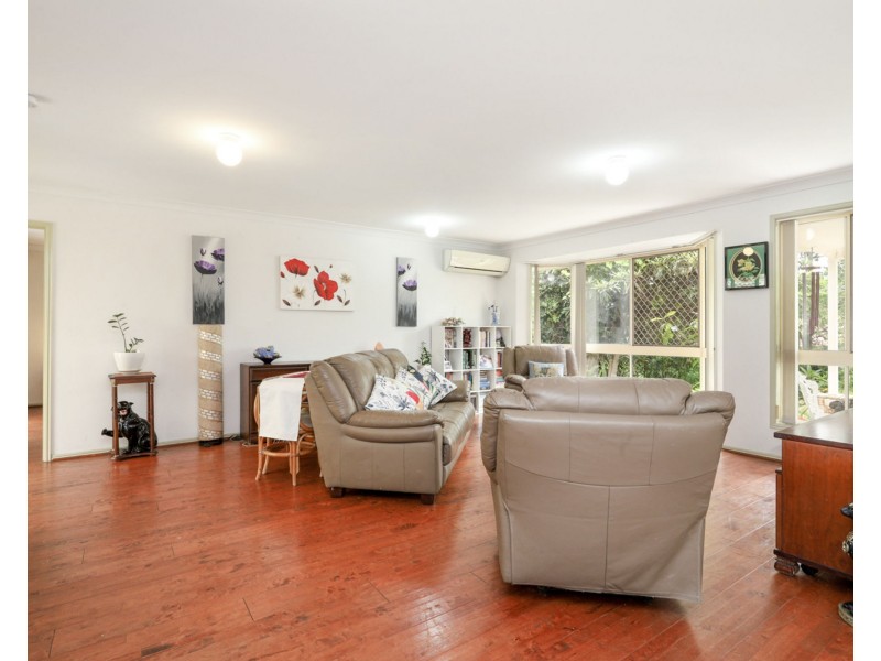 6 Hallett Crescent, Elimbah QLD 4516
