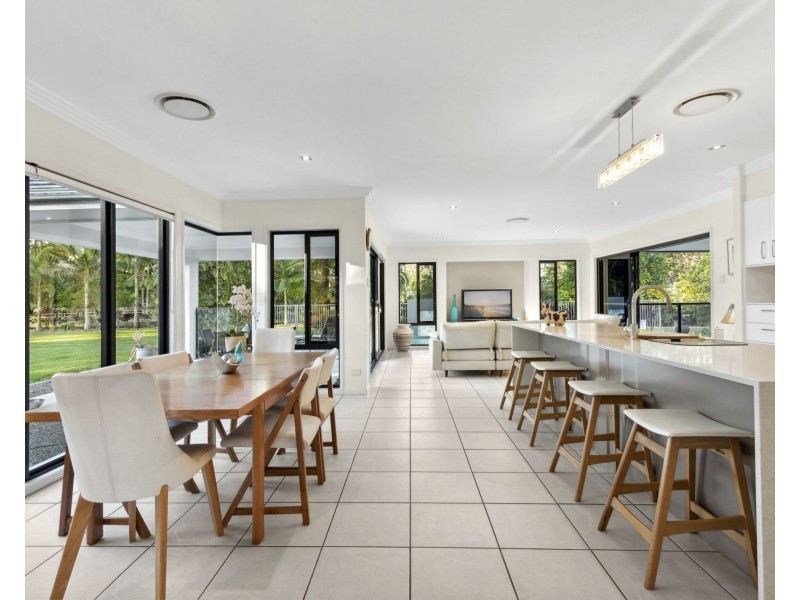 28 Devonstone Drive, Cooroibah QLD 4565