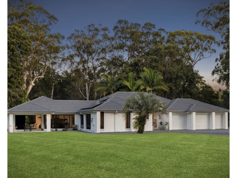 28 Devonstone Drive, Cooroibah QLD 4565