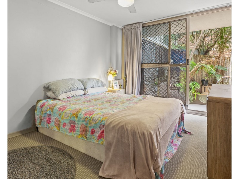 1/60 Swann Road, Taringa QLD 4068