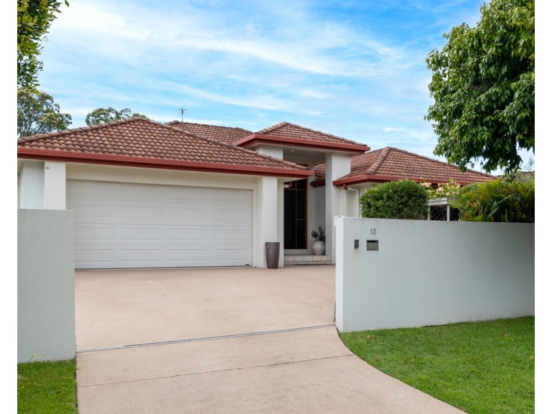 13 Campbellville Circuit, Pelican Waters QLD 4551