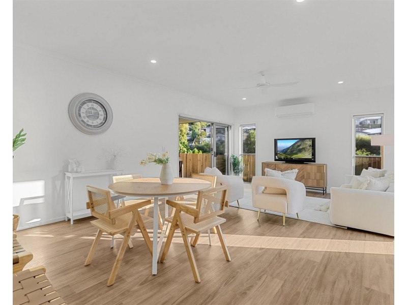2/24 Bosky Place, Nambour QLD 4560