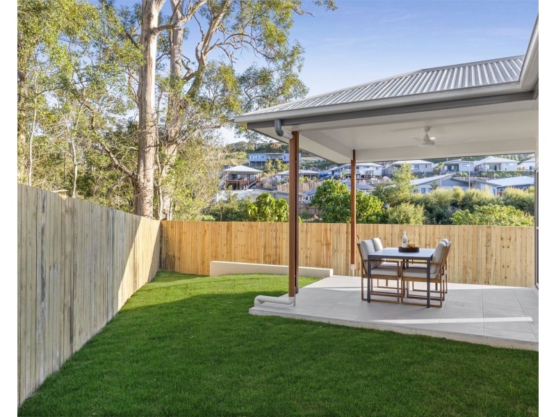 2/24 Bosky Place, Nambour QLD 4560