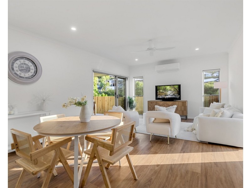 2/24 Bosky Place, Nambour QLD 4560
