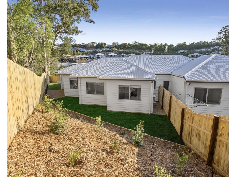 2/24 Bosky Place, Nambour QLD 4560