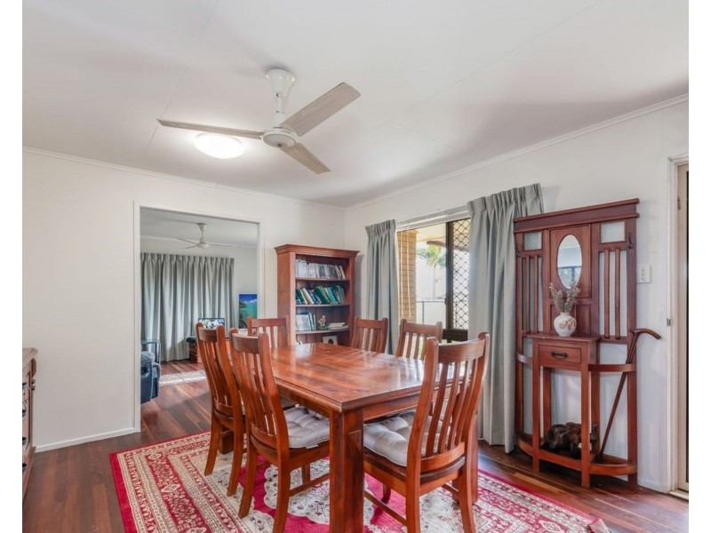 11 Phillips Street, Bundaberg North QLD 4670