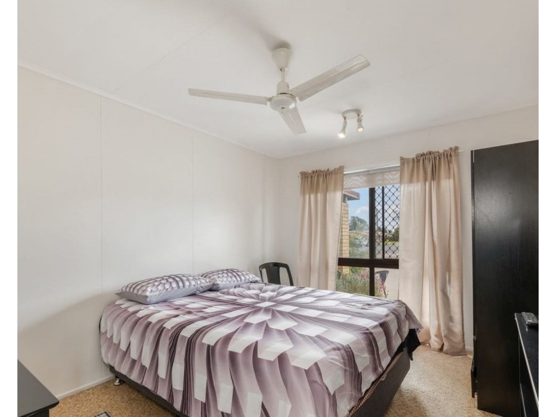 11 Phillips Street, Bundaberg North QLD 4670