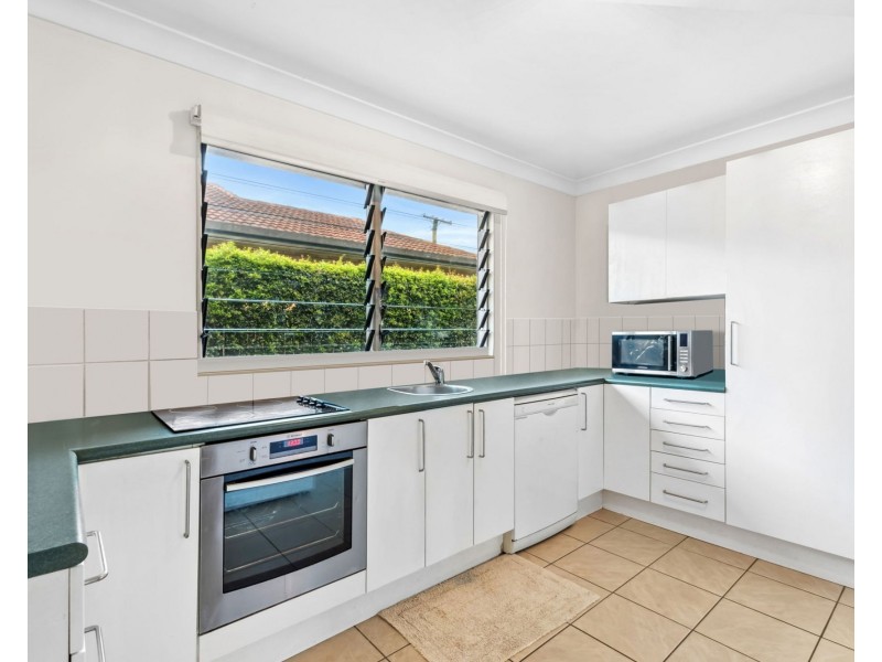 110 Maple Street, Cooroy QLD 4563