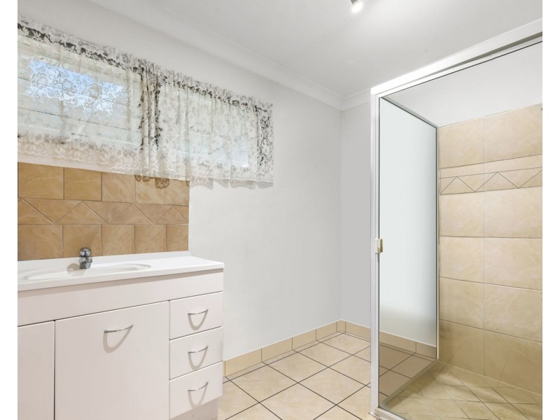 110 Maple Street, Cooroy QLD 4563