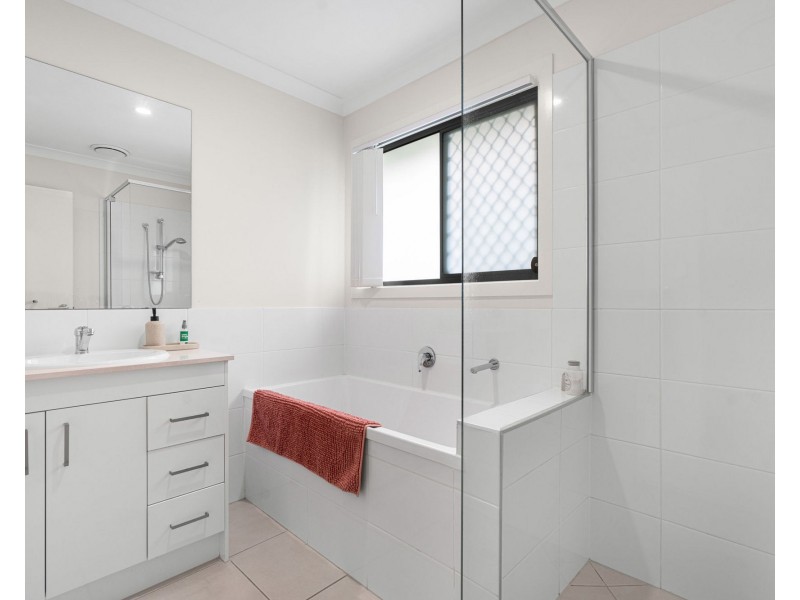 7 Endeavour Close, Hemmant QLD 4174