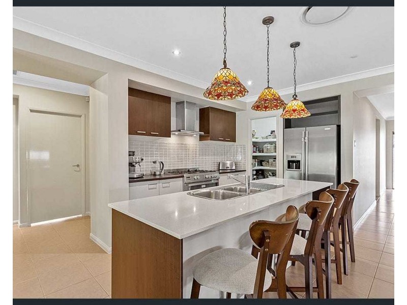 18 Lillydale Street, Carseldine QLD 4034