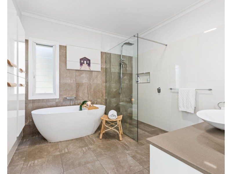 85 Bayview Road, Brighton QLD 4017