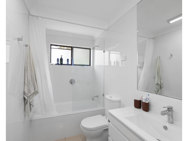 6/4 Sheehan Street, Milton QLD 4064