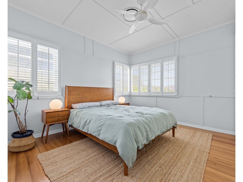 24 Crampton Street, Keperra QLD 4054