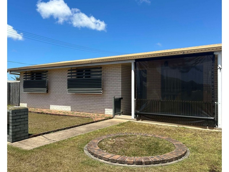 18 McLachlan Drive, Avenell Heights QLD 4670