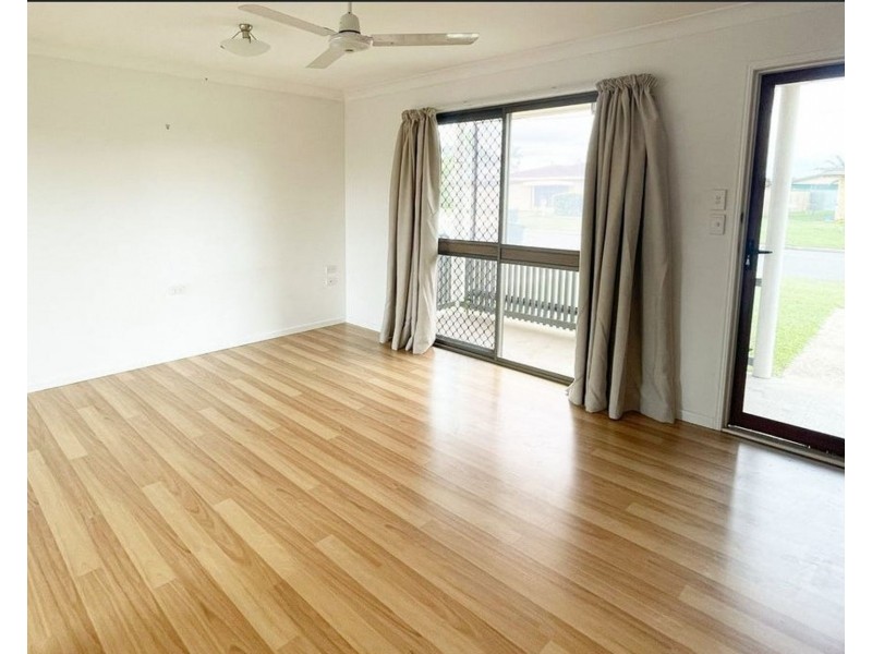 18 McLachlan Drive, Avenell Heights QLD 4670