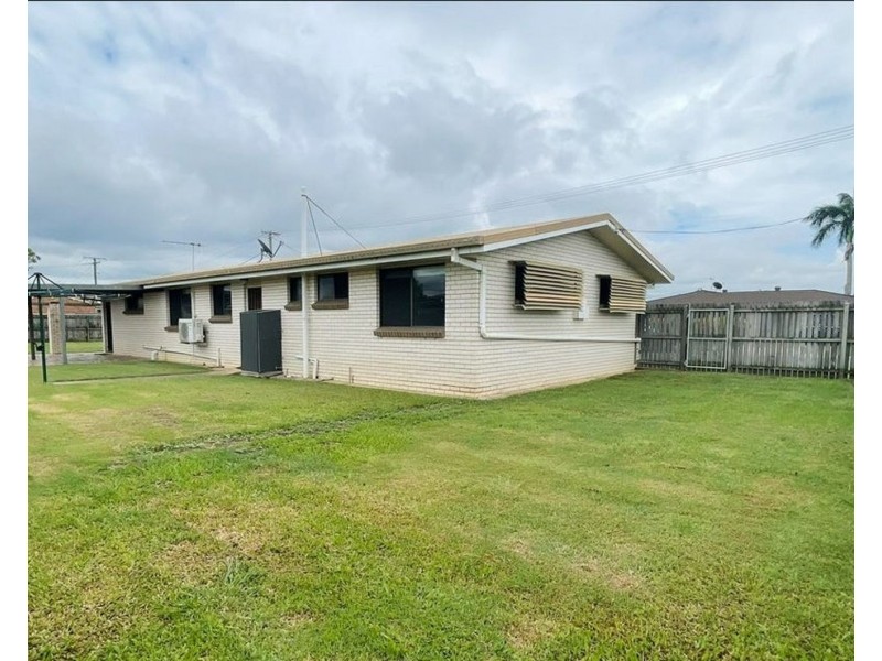 18 McLachlan Drive, Avenell Heights QLD 4670