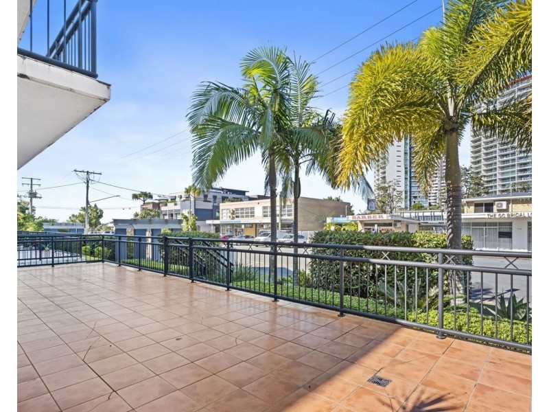 3/5 Railway Street, Southport QLD 4215