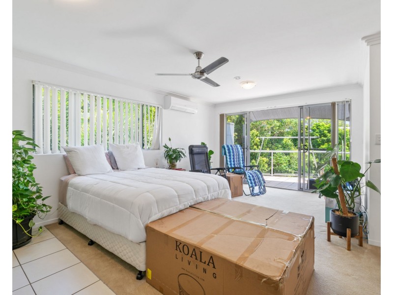 13/8 Proud Street, Labrador QLD 4215