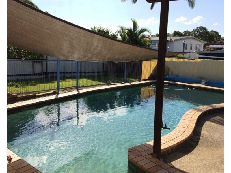 16 Kirkhill Street, Brighton QLD 4017