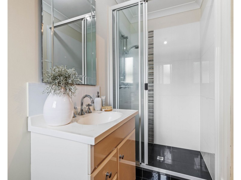 30 Gray Road, Bray Park QLD 4500