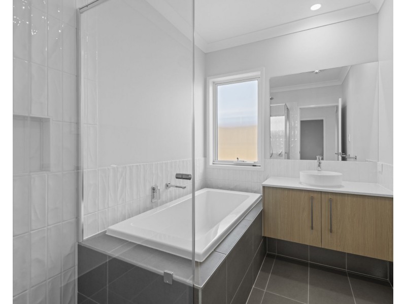 46 Loupos Street, Pallara QLD 4110