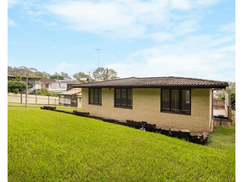82 Byth Street, Stafford QLD 4053