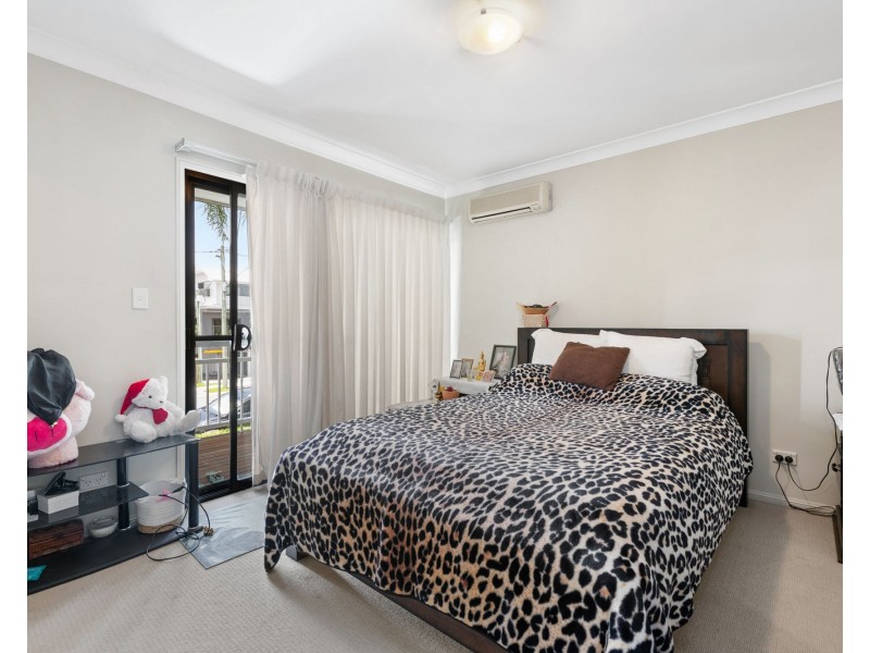 1/11 Wilton Terrace, Yeronga QLD 4104