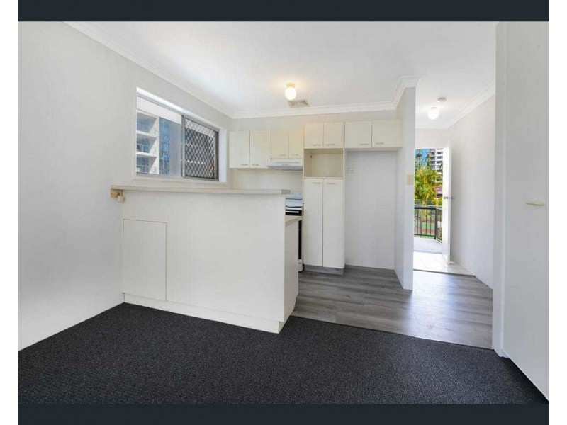 5/27 Enderley Ave, Surfers Paradise QLD 4217