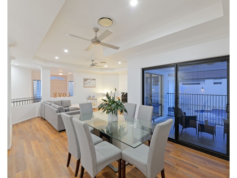 23 Midden Place, Pelican Waters QLD 4551