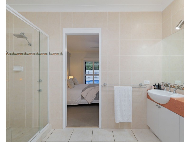 23 Midden Place, Pelican Waters QLD 4551
