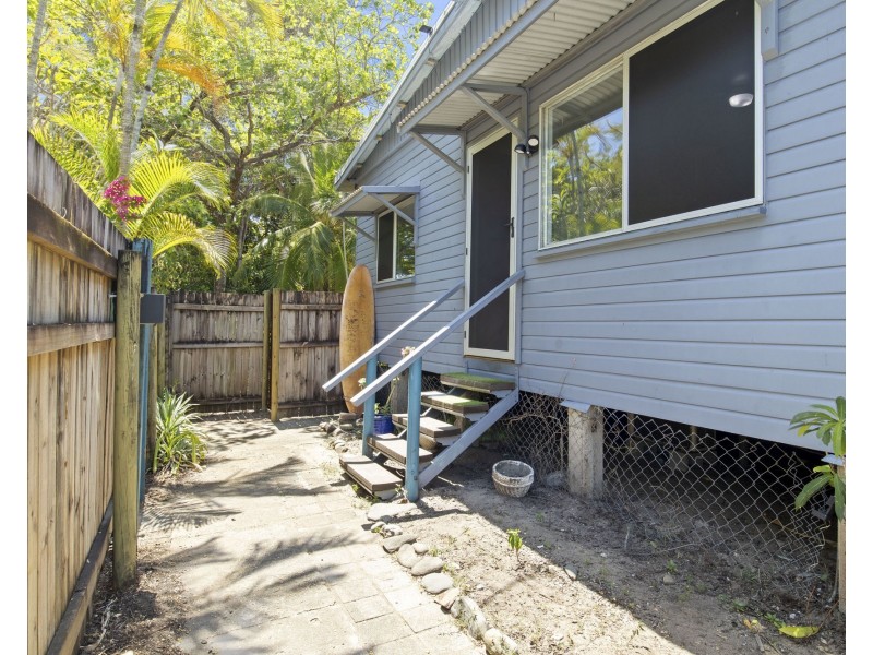 30A David Street, Machans Beach QLD 4878