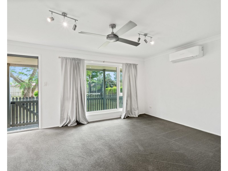 6 Stocks Lane, Walloon QLD 4306